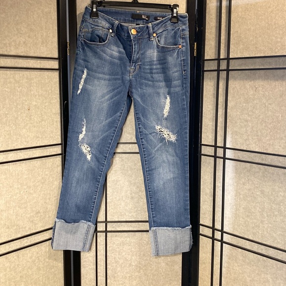 1822 Denim Denim - 1822 denim Taylor size 6 cuffed ankle jeans stretchy!
